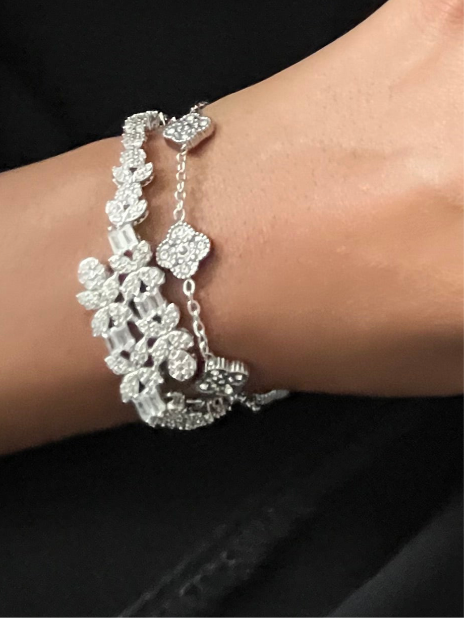 Diamonte Clover Silver