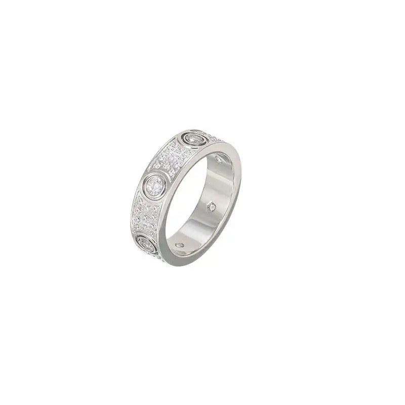 Diamonte princess ring