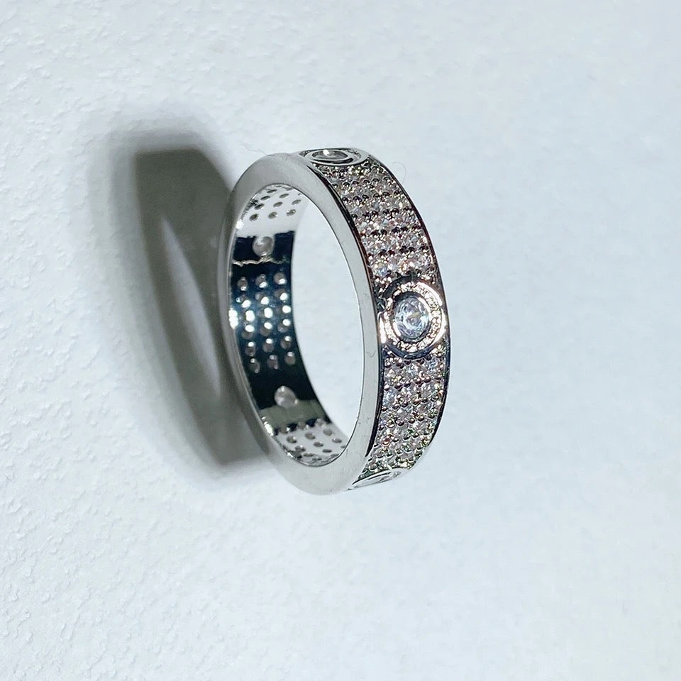 Diamonte princess ring