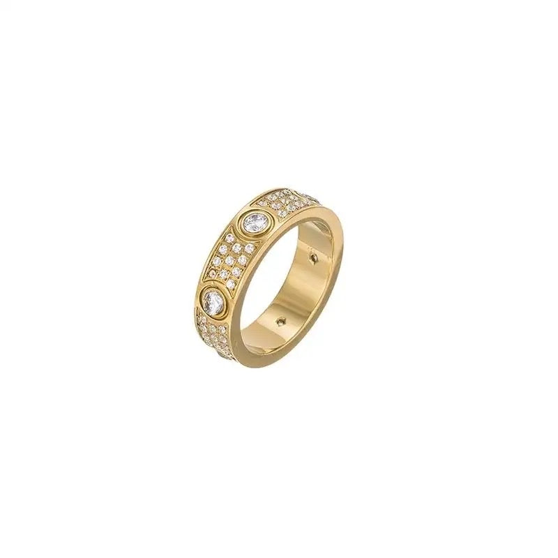 Diamonte princess ring